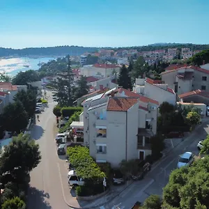 rezervirajte ovdje