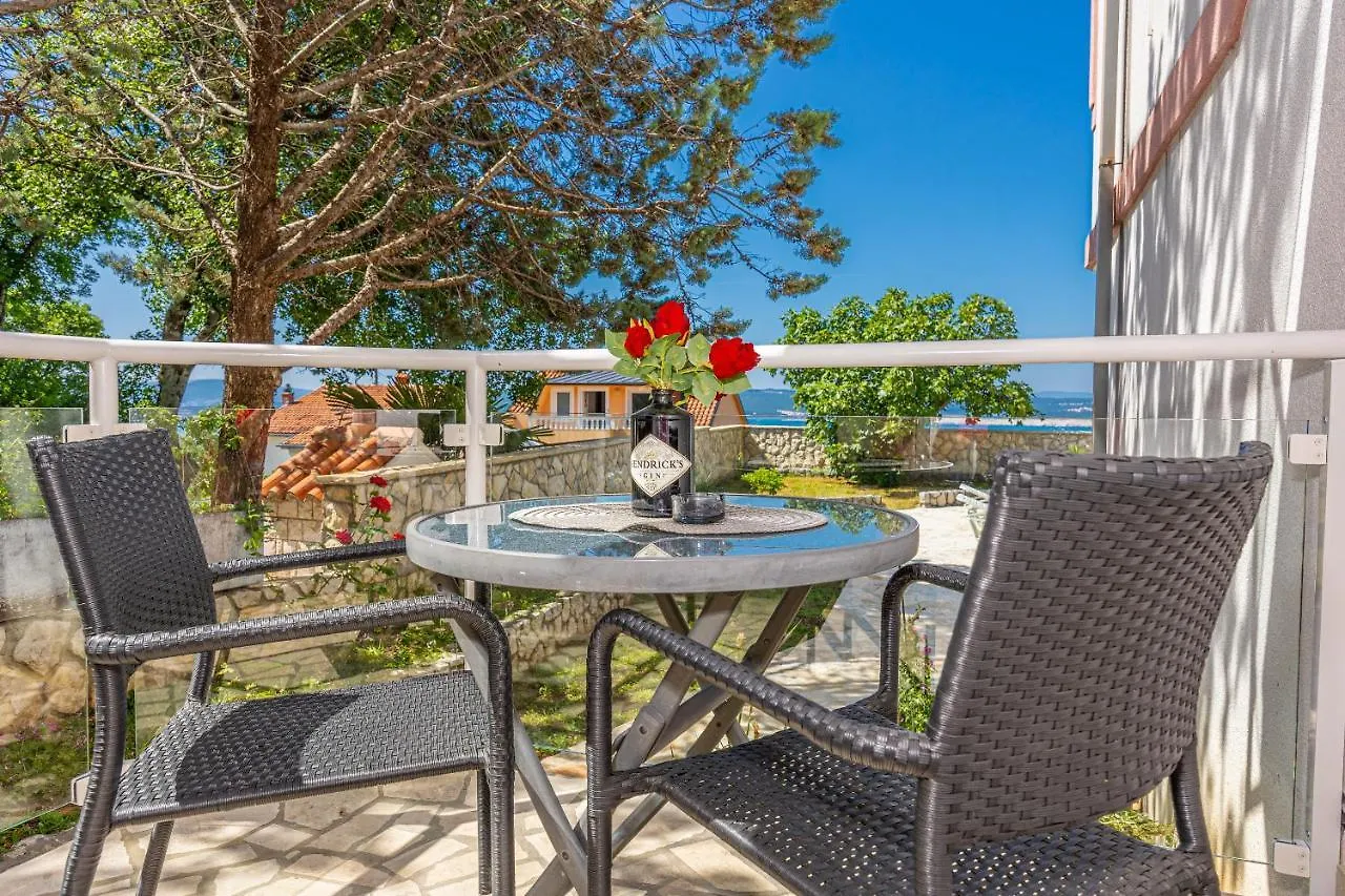 Bella Adria Apartmani Dramalj Apartment