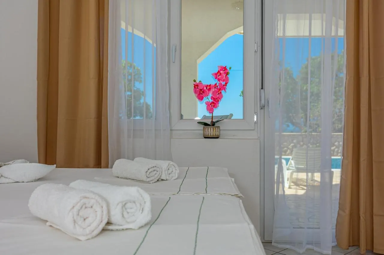 Bella Adria Apartmani Dramalj 0*,  Croatia