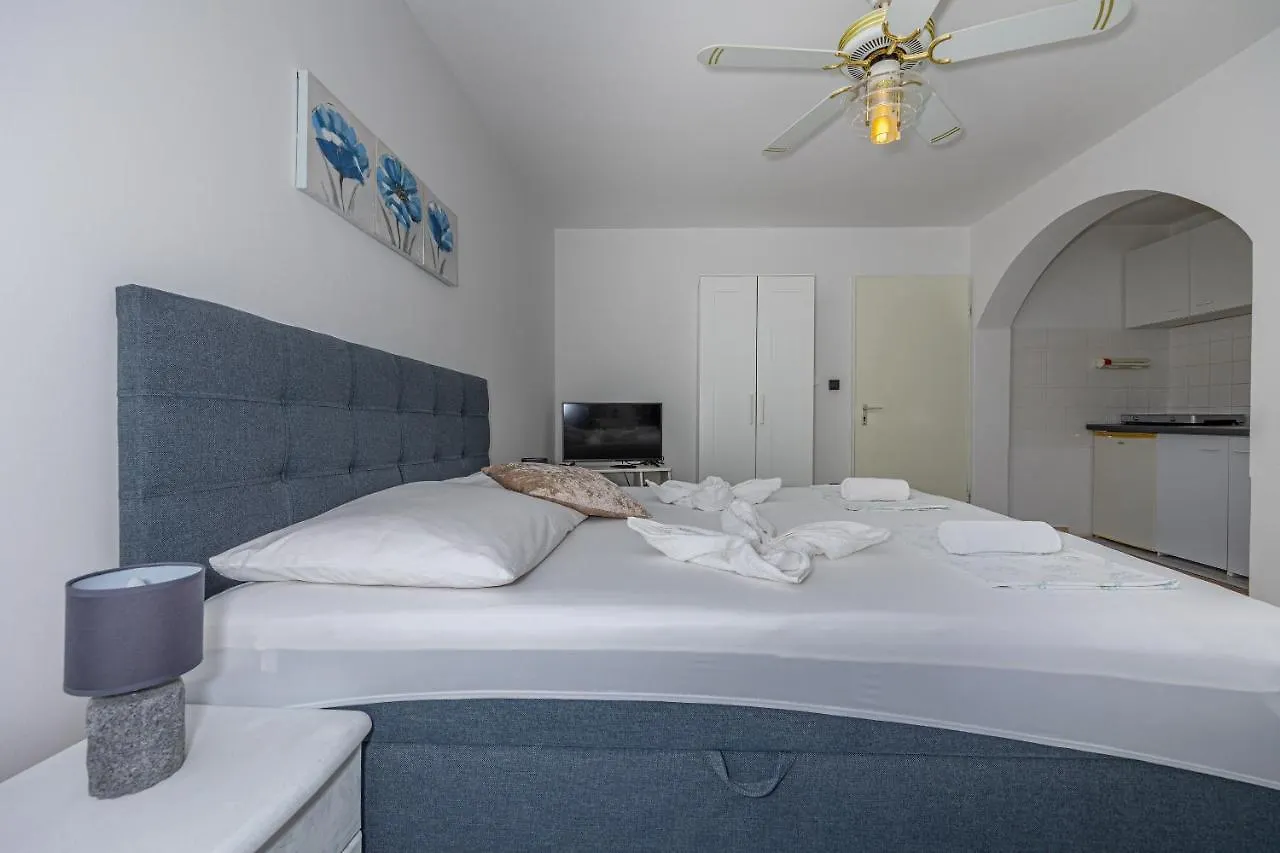 Bella Adria Apartmani Dramalj Apartment